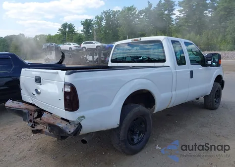 2013 Ford F-250 Xl из США, поврежденный, VIN 1FT7X2B66DEA43712